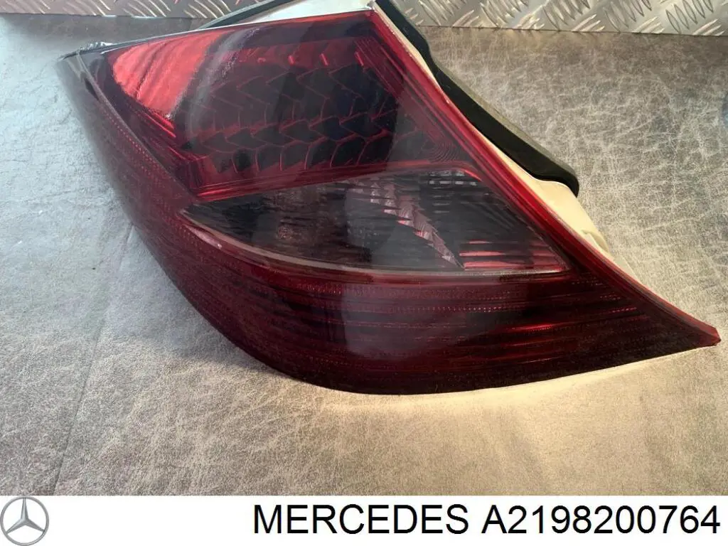 2198200764 Mercedes