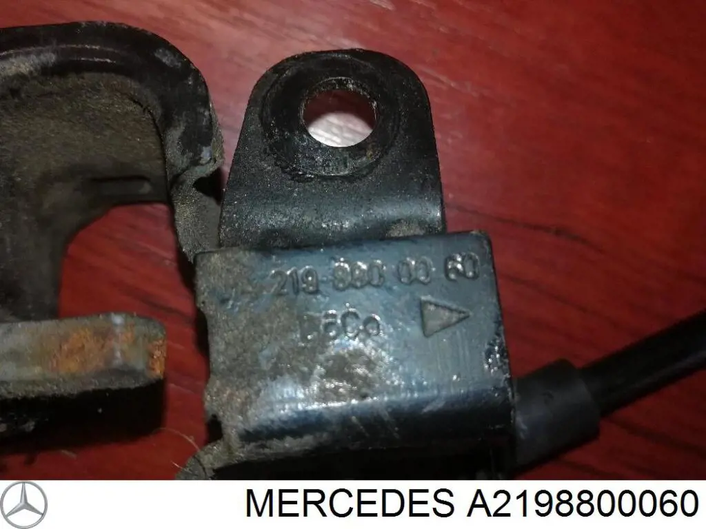 Comprar A2198800060 Mercedes Cerradura de capó