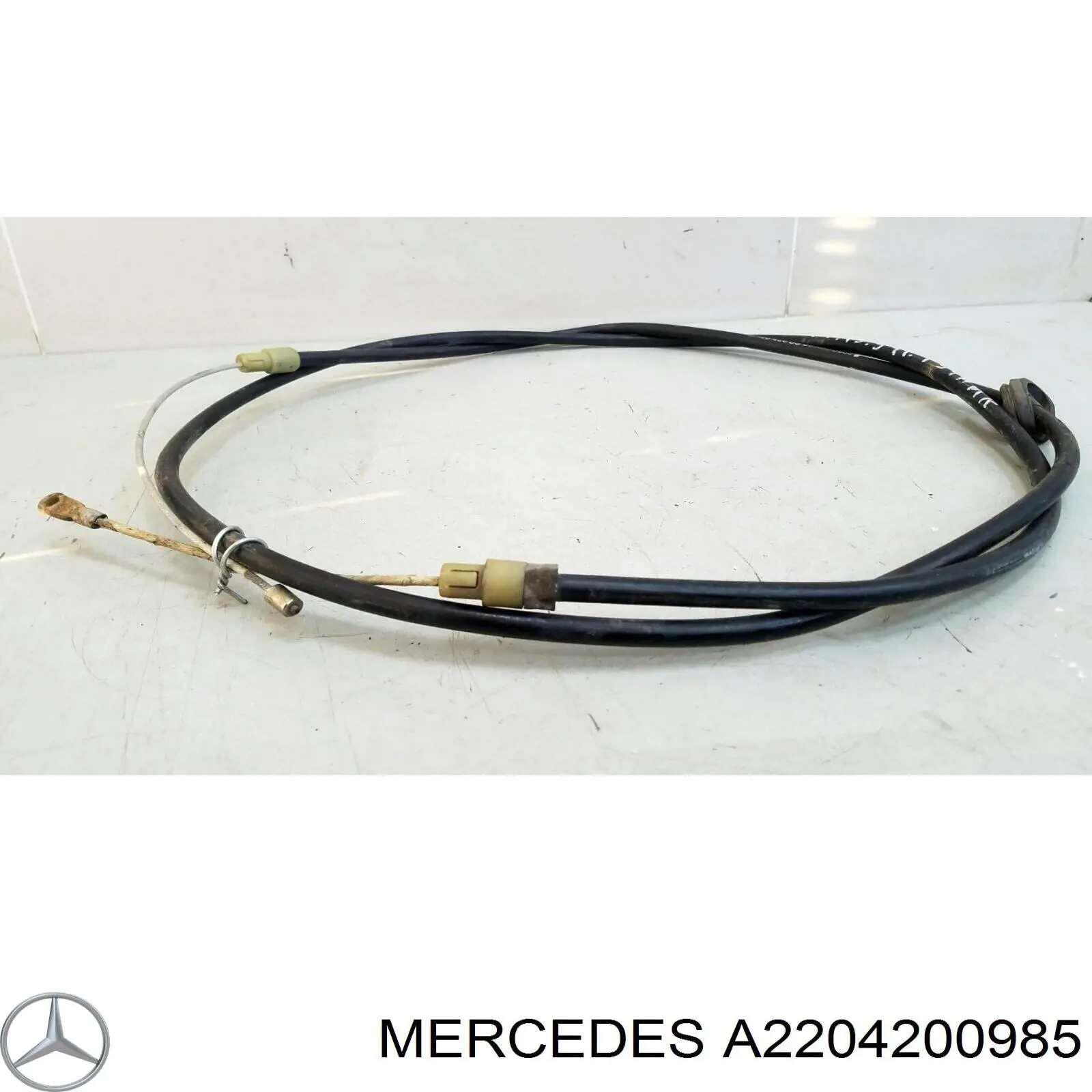 A2204200985 Mercedes cable de freno de mano delantero