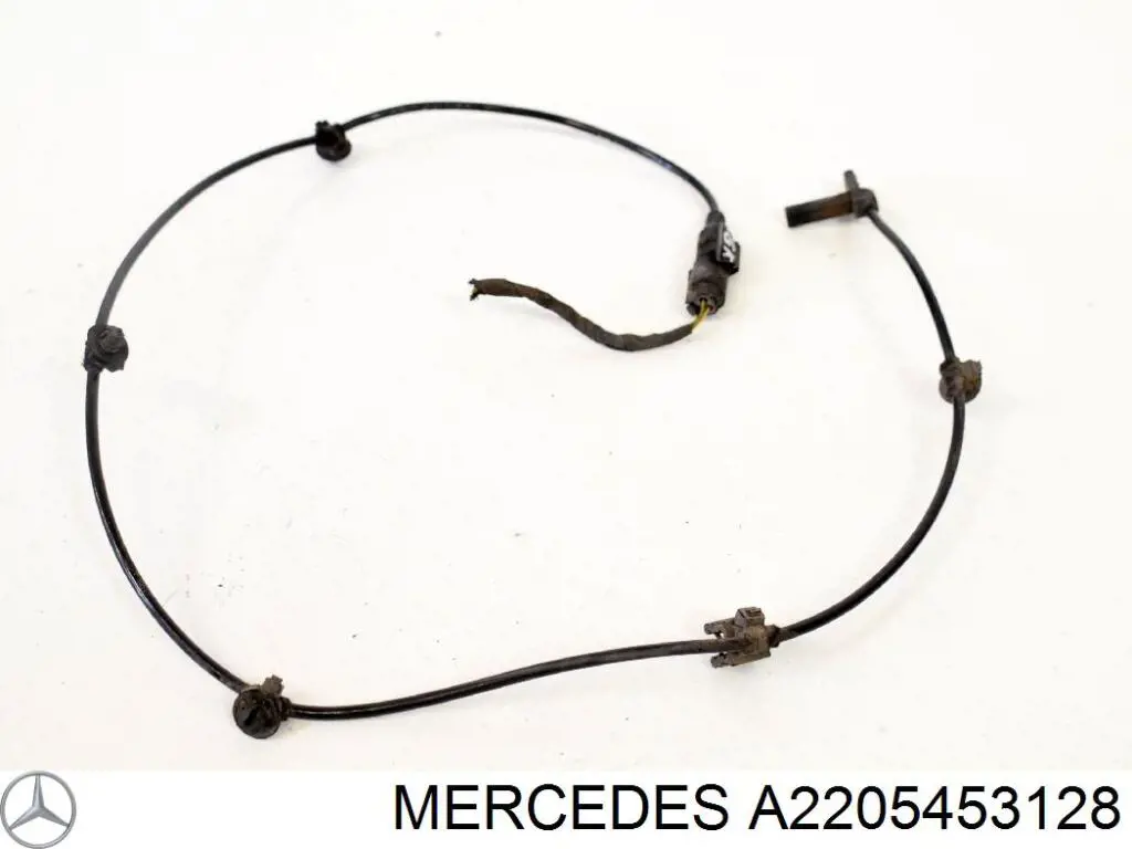 2205453128 Mercedes