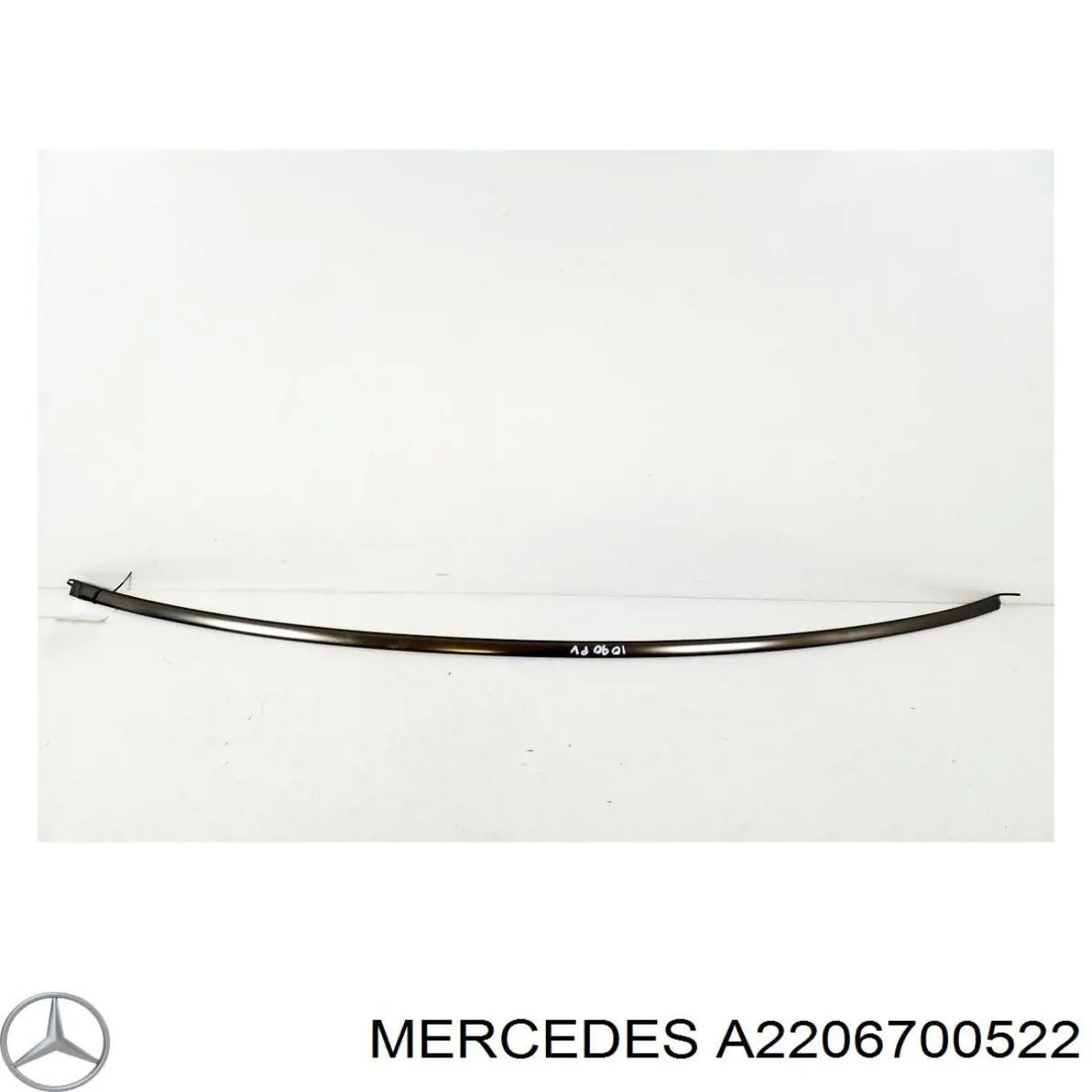 A2206700522 Mercedes moldura de parabrisas superior