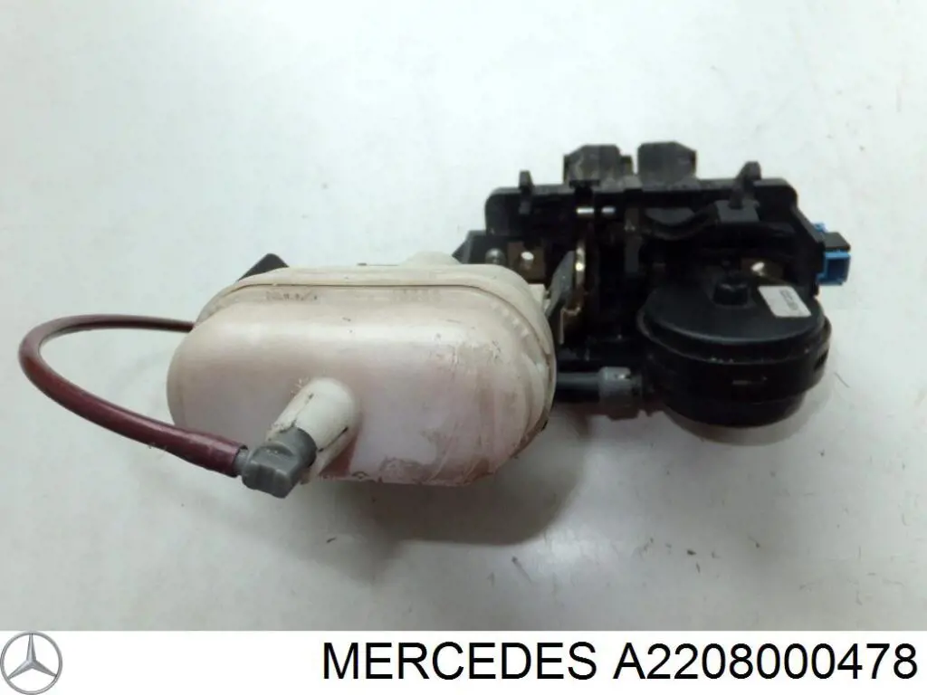 Comprar A2208000478 Mercedes Cerradura de puerta de maletero