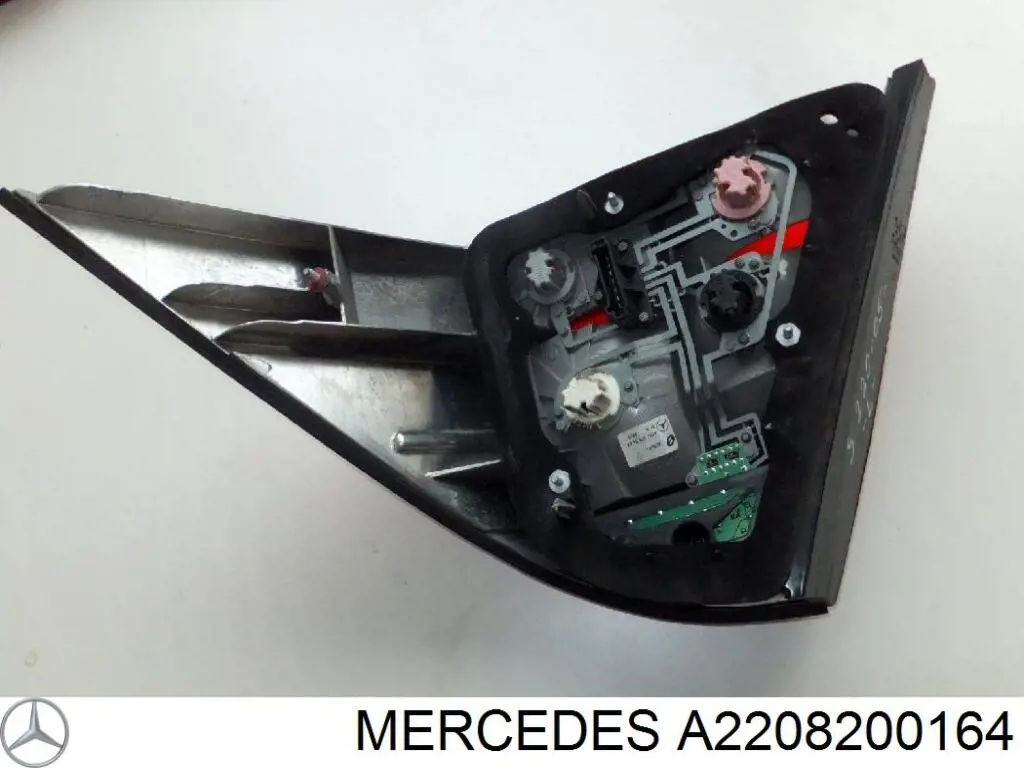 Piloto trasero izquierdo A2208200164 Mercedes