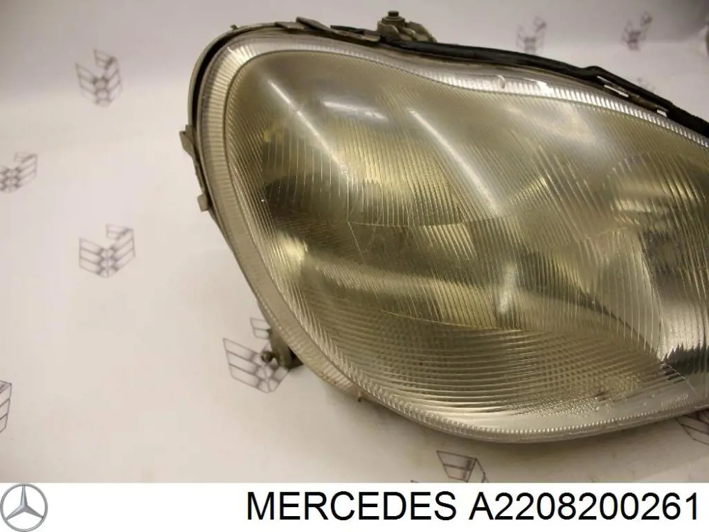 Faro derecho para Mercedes S (W220)