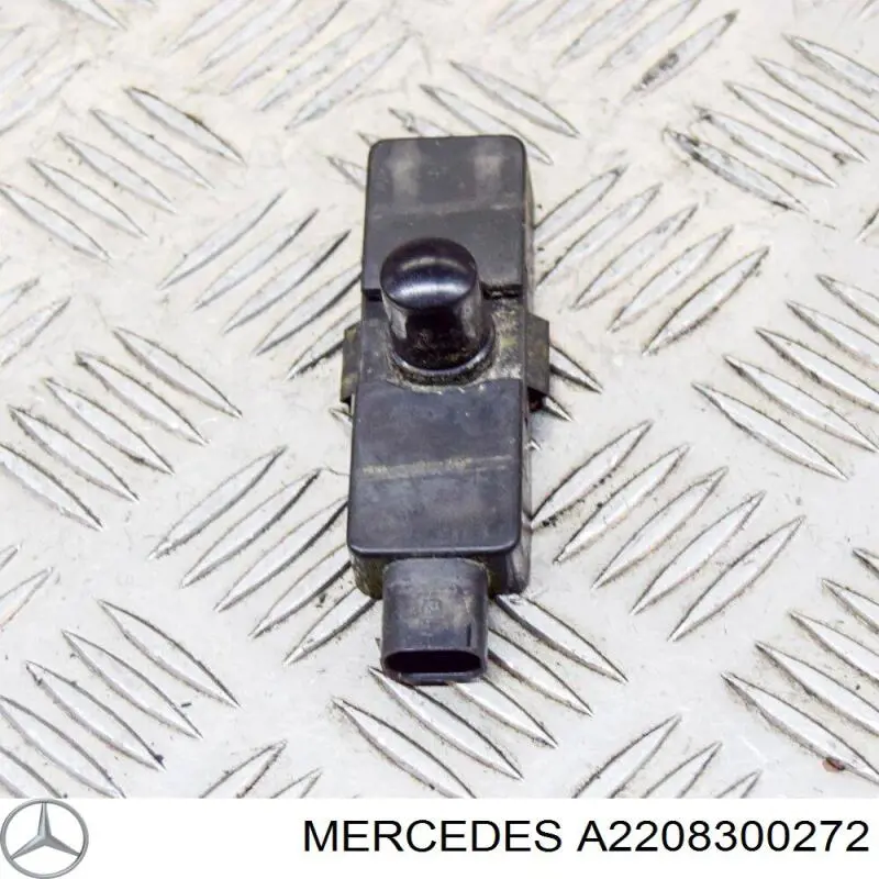 Sensor de luz interior Mercedes A2208300272 precio, desde 53,72 EUR
