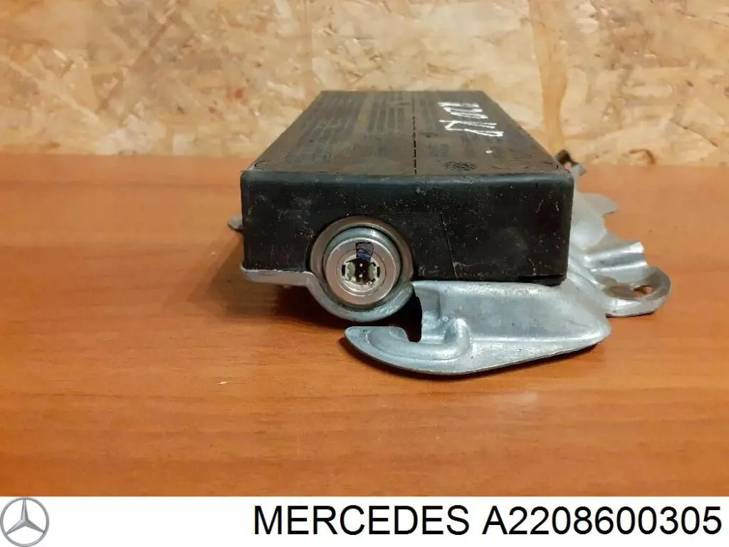 Airbag de puerta delantera izquierda Mercedes A2208600305 precio, desde 31,94 EUR