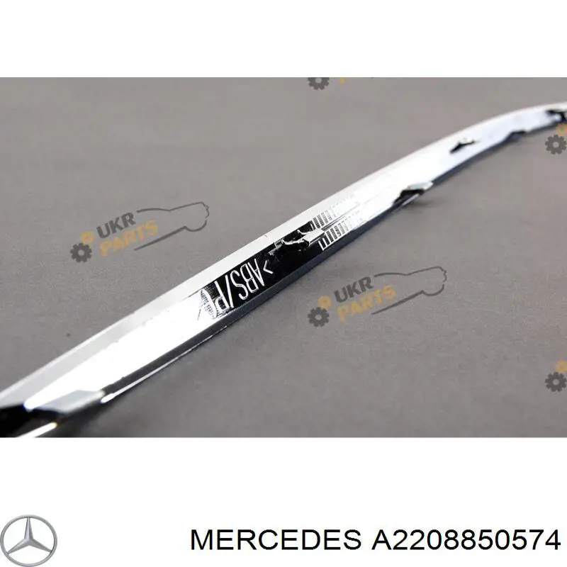 2208850574 Mercedes moldura de parachoques delantero izquierdo