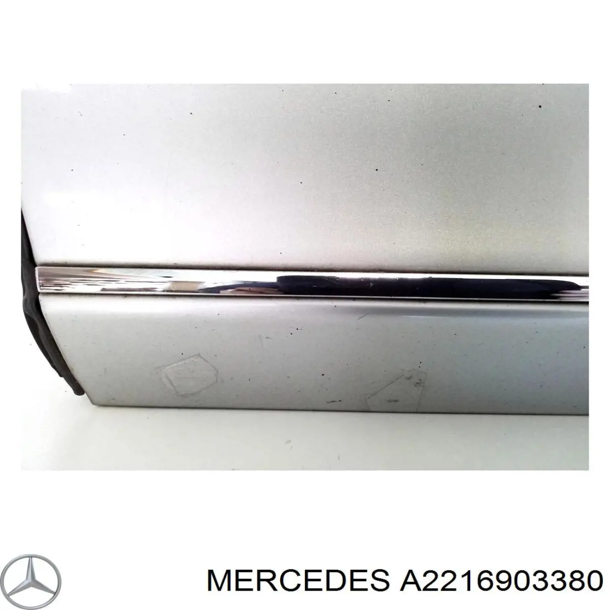 Moldura de cristal de la puerta delantera izquierda A2216903380 Mercedes