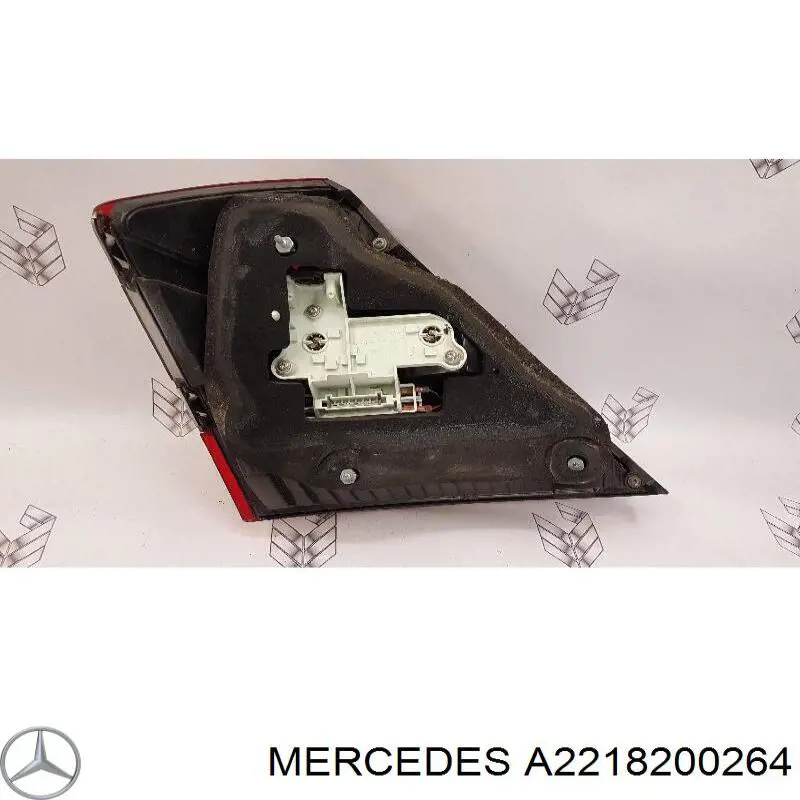 A2218200264 Mercedes piloto posterior derecho