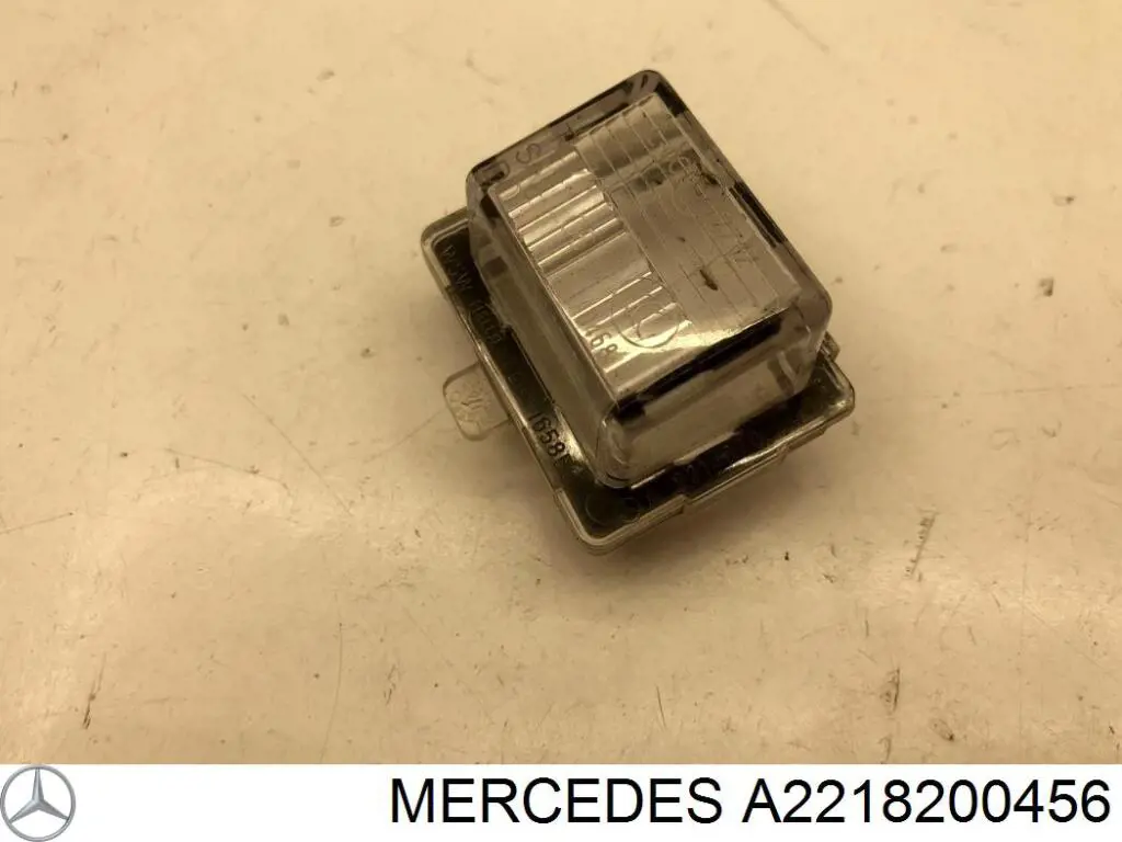 Lampara de matricula Mercedes A2218200456 precio, desde 17,97 EUR
