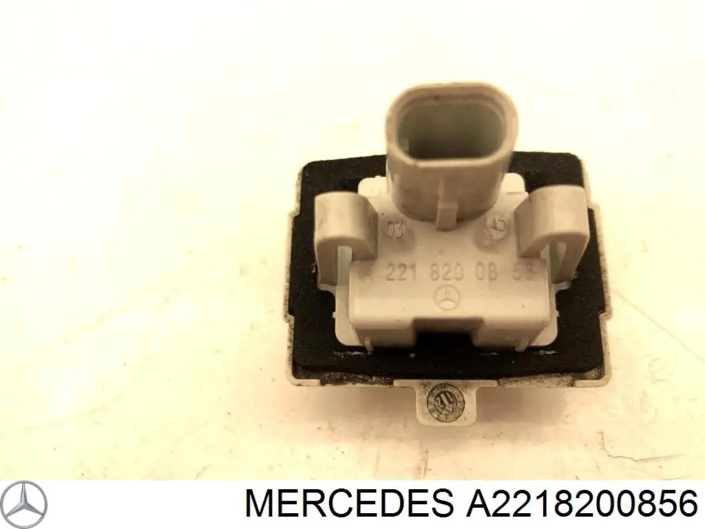 Comprar A2218200856 Mercedes Luz matricula