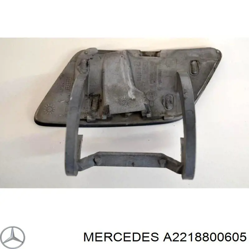 A2218800605 Mercedes tapa de boquilla lavafaros