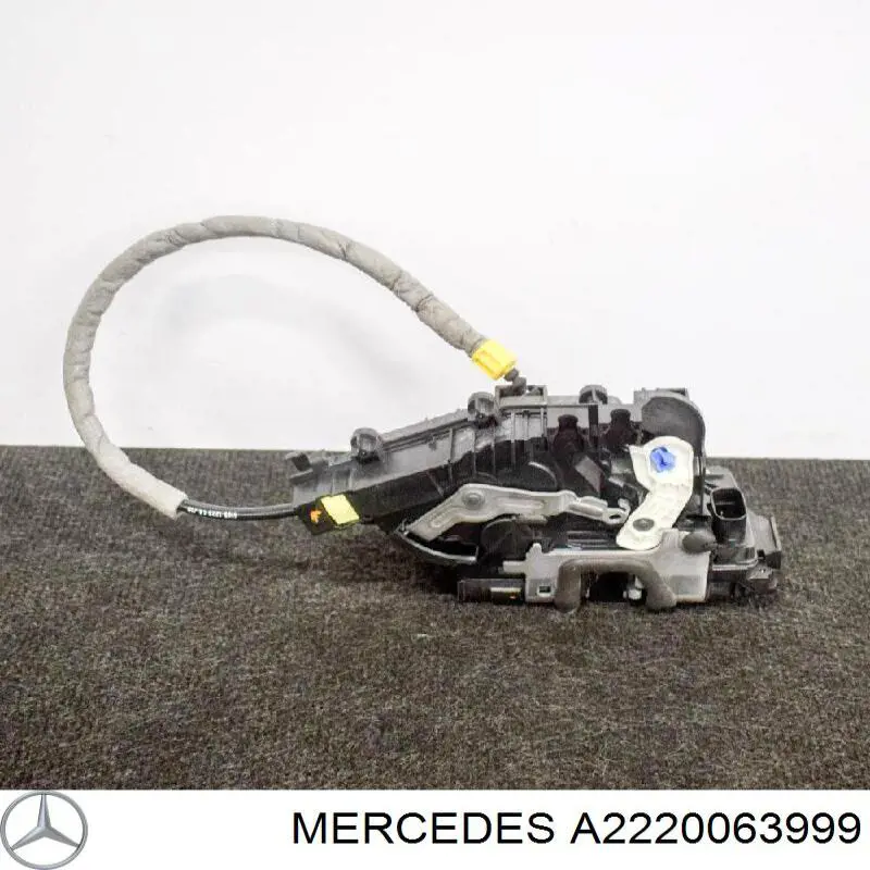 Cerradura de puerta delantera derecha Mercedes A2220063999 precio, desde 49,37 EUR