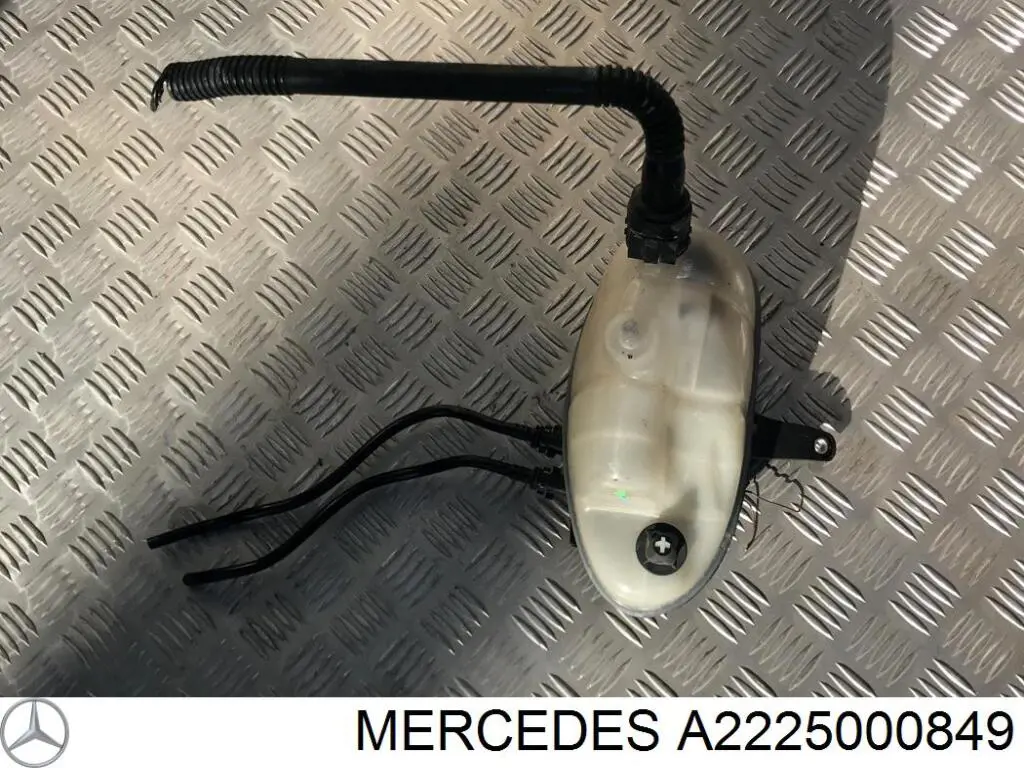 A2225000849 Mercedes botella de refrigeración