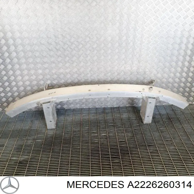 Comprar A2226260314 Mercedes Soporte de parachoques delantero izquierdo