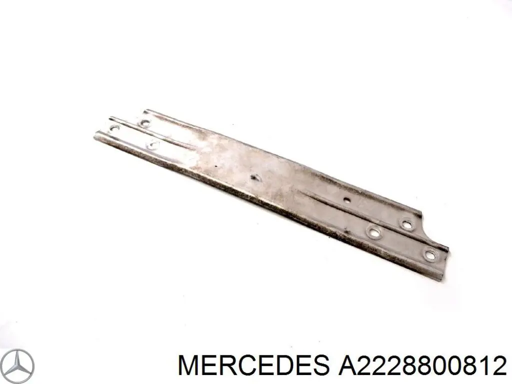 Comprar A2228800812 Mercedes Soporte del parachoques trasero derecho