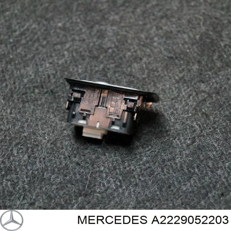 Botón de elevalunas delantero derecho A2229052203 Mercedes
