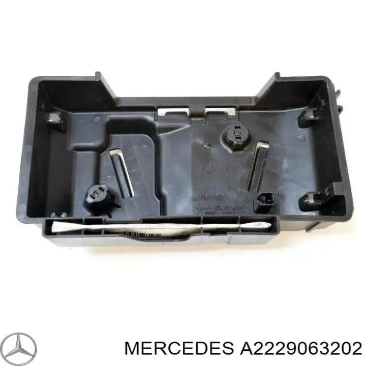 Caja fusibles Mercedes A2229063202 precio, desde 84,22 EUR