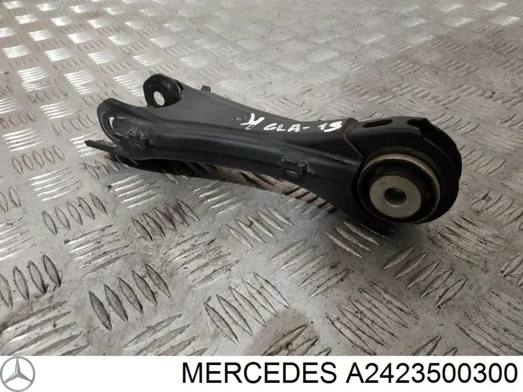 Mangueta trasera izquierda (suspension) Mercedes A2423500300