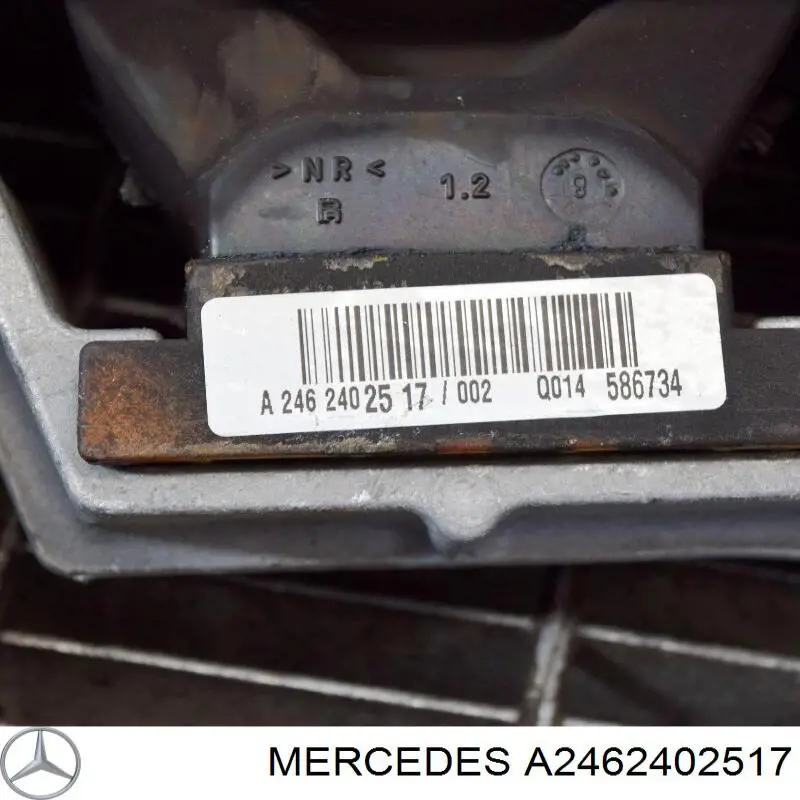 Soporte de motor derecho 2462401717 Mercedes