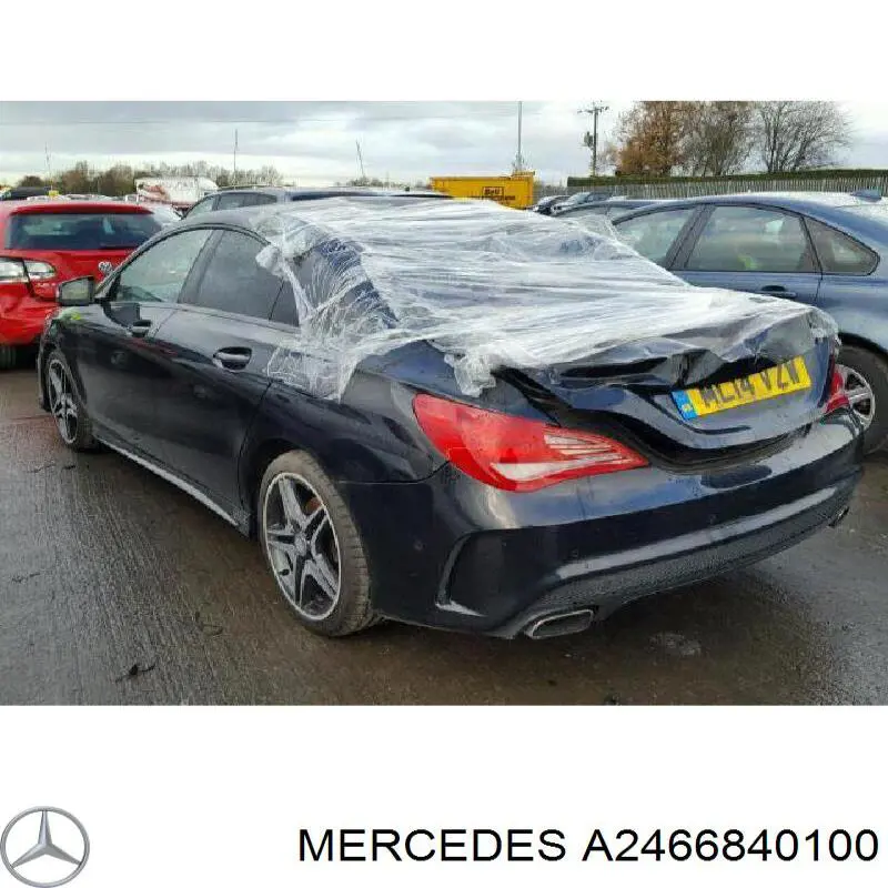 Protección inferior izquierda A2466840100 Mercedes