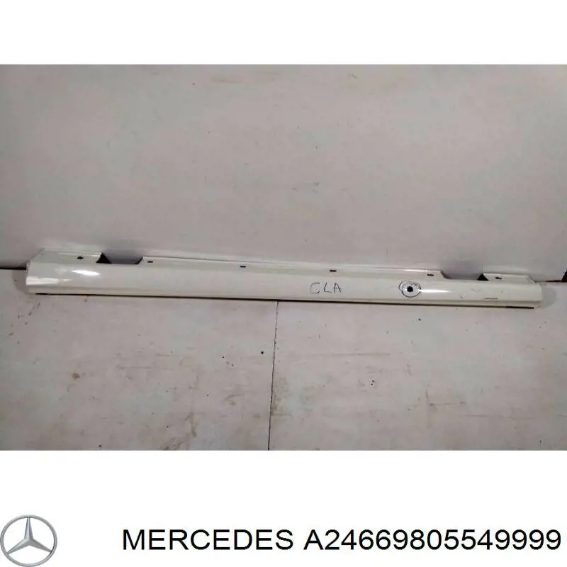 Moldura de umbral exterior izquierda A2466980554 Mercedes