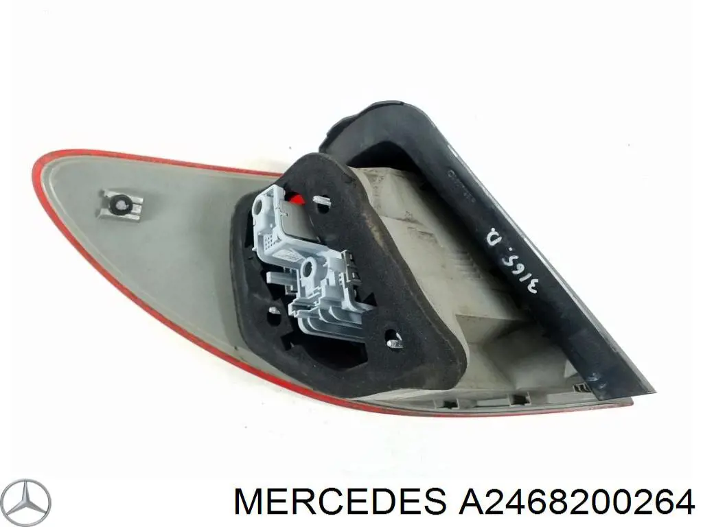 Piloto trasero exterior derecho A2468200264 Mercedes