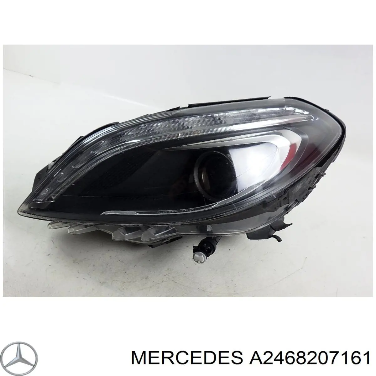 2468207161 Mercedes faro izquierdo