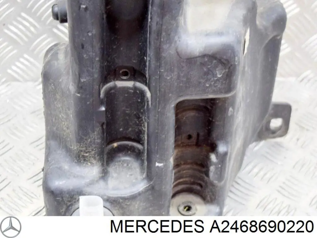 Deposito del lavaparabrisas Mercedes A2468690220 precio, desde 79,86 EUR