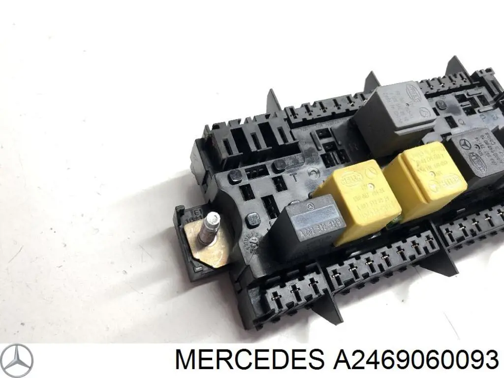 Caja fusibles Mercedes A2469060093 precio, desde 77,14 EUR