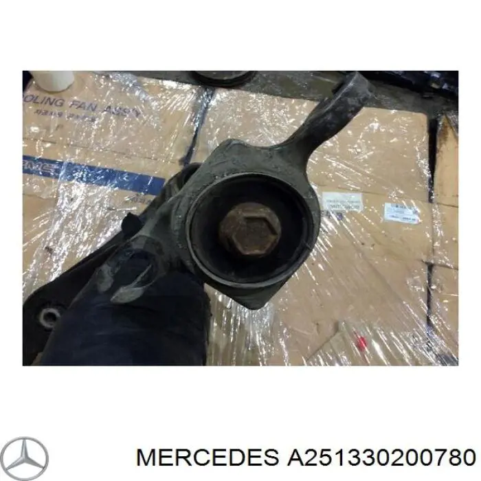 Brazo inferior derecho de la suspensión delantera Mercedes A251330200780 precio, desde 117,61 EUR