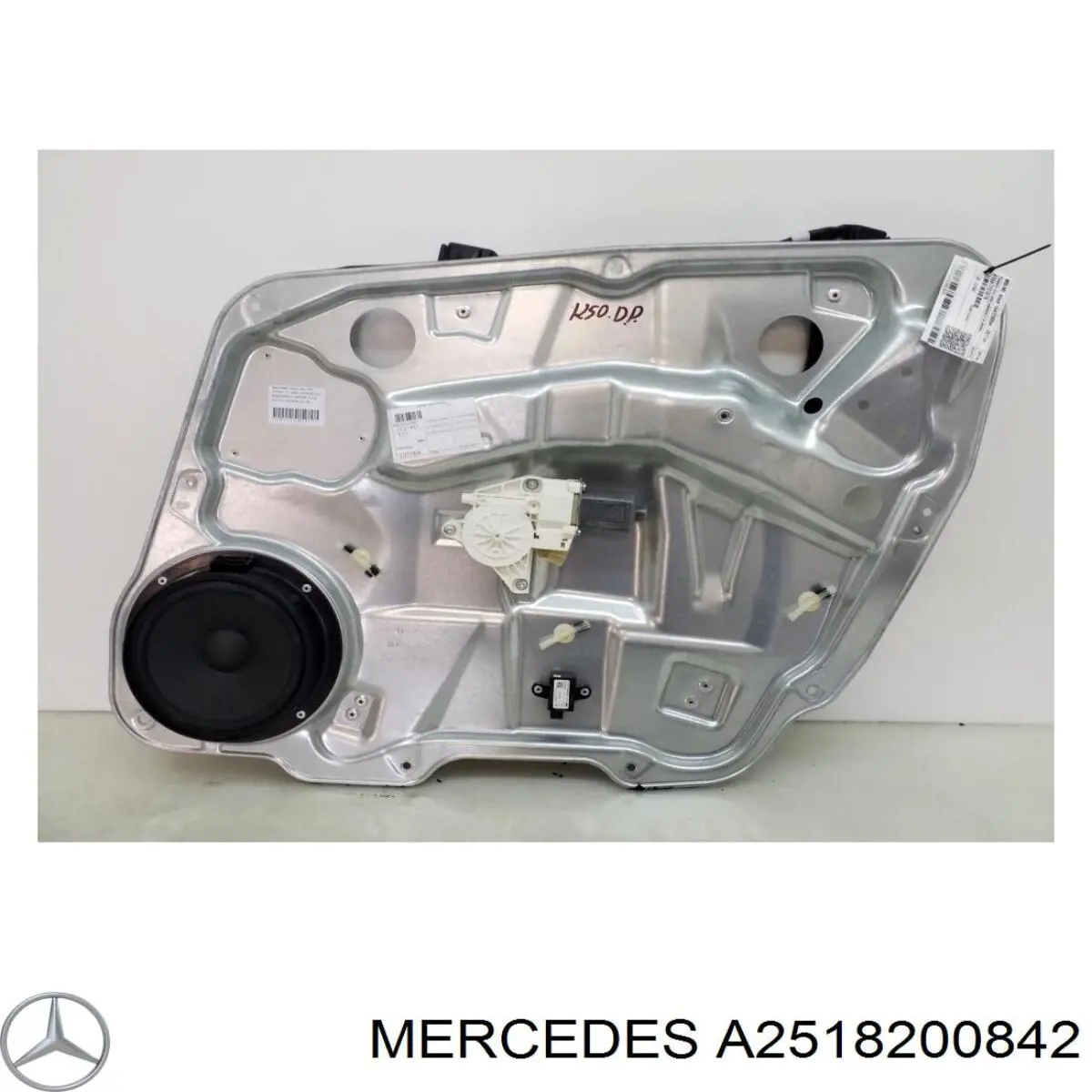 Motor del elevalunas de la puerta delantera derecha A2518200842 Mercedes