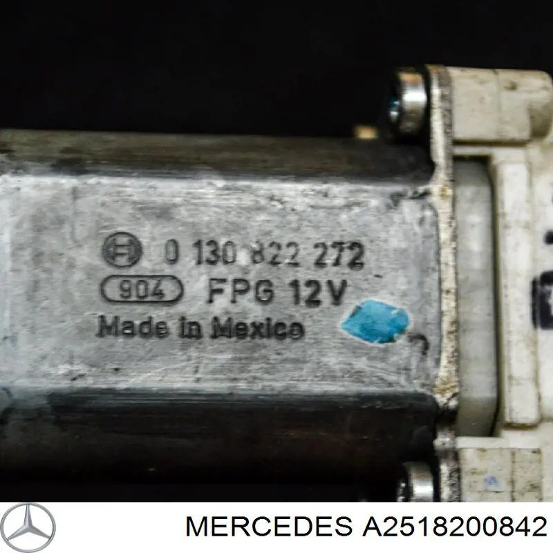 Motor del elevalunas de la puerta delantera derecha Mercedes A2518200842
