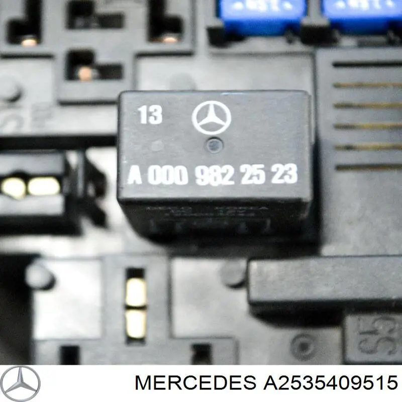 Caja fusibles Mercedes A2535409515 precio, desde 191,66 EUR
