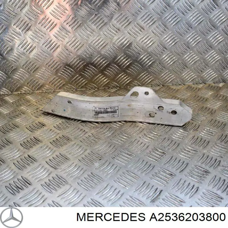 Refuerzo parachoque delantero A2536203800 Mercedes