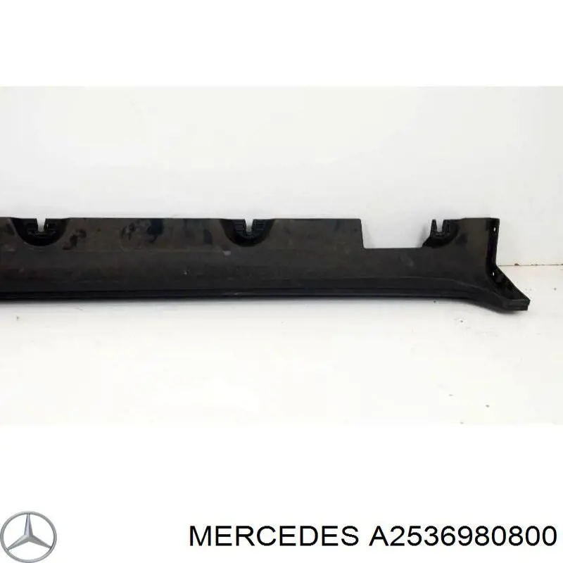 2536980800 Mercedes