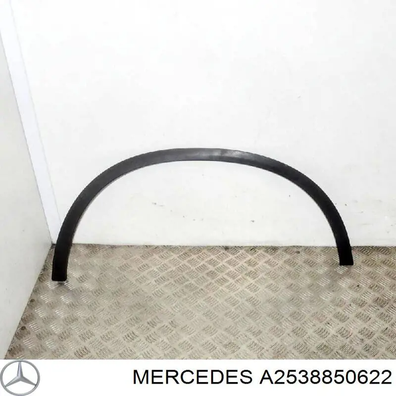 Extensión de la aleta delantera derecha Mercedes A2538850622 precio, desde 84,91 EUR