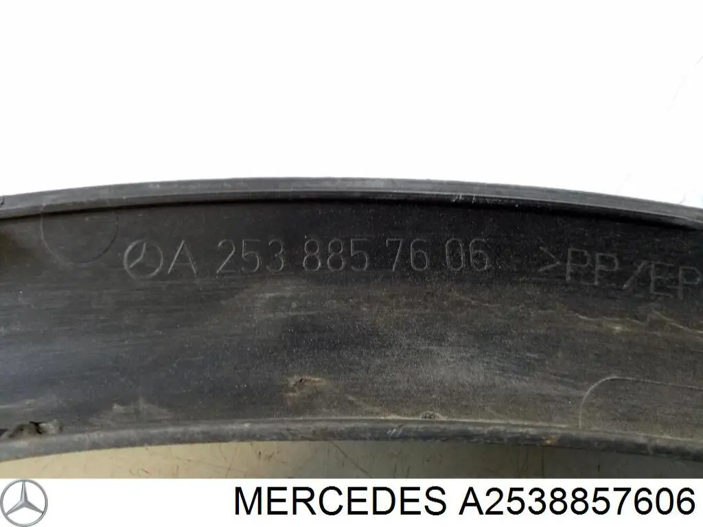 Extensión de la aleta delantera derecha Mercedes 2538857606 precio, desde 79,86 EUR