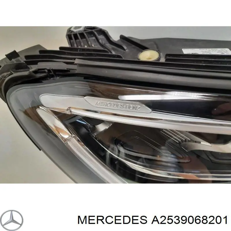 Faro derecho Mercedes GLC 