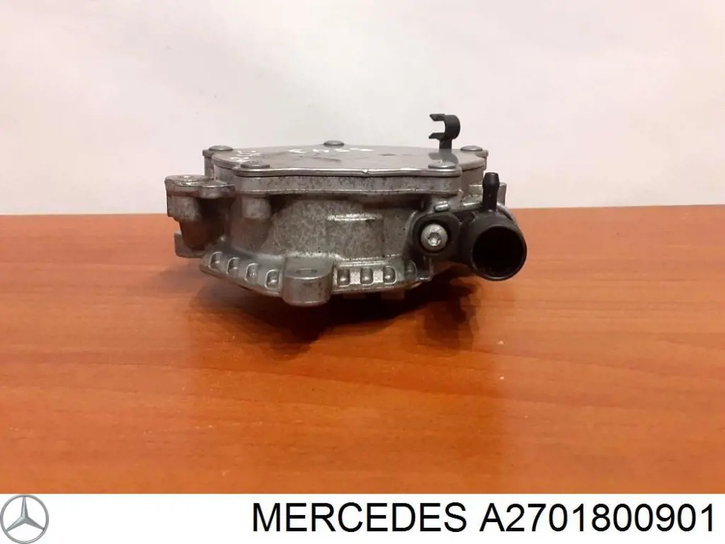 Bomba de vacío A2701800901 Mercedes