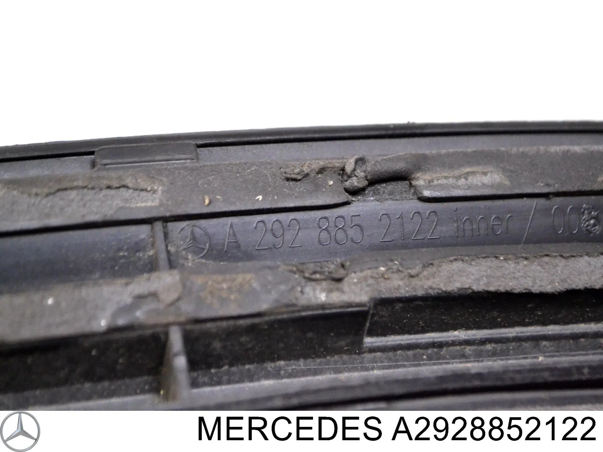 Comprar A2928852122 Mercedes Extensión de la aleta trasera derecha