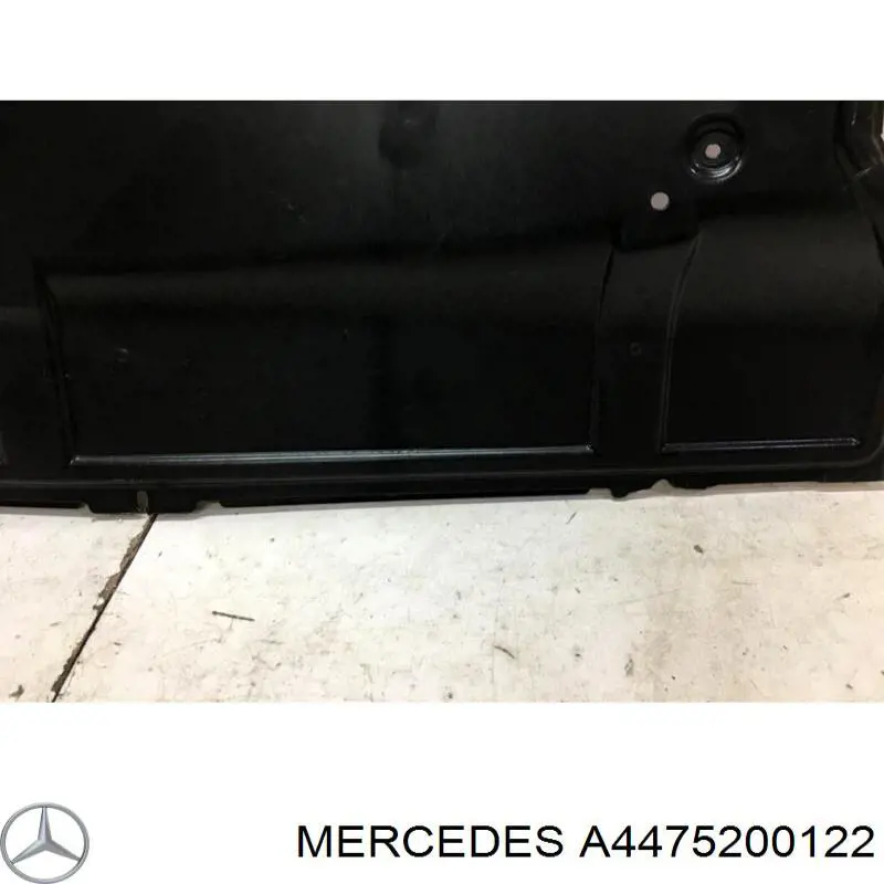 Protección delantera del motor A4475200122 Mercedes