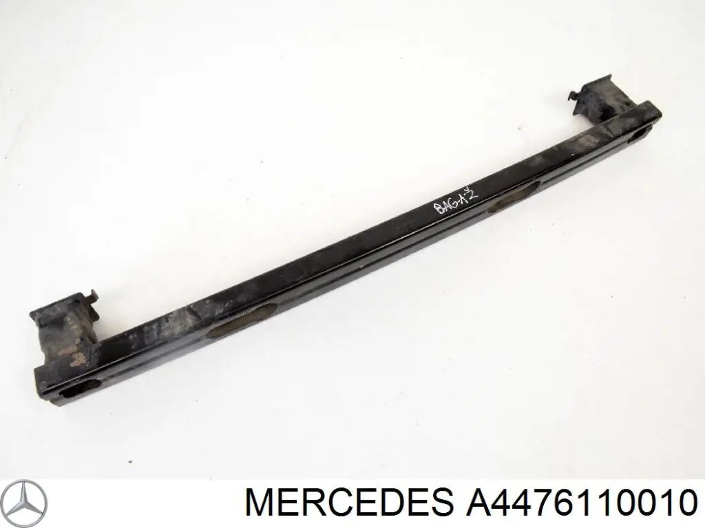 A4476110010 Mercedes Refuerzo de parachoques trasero