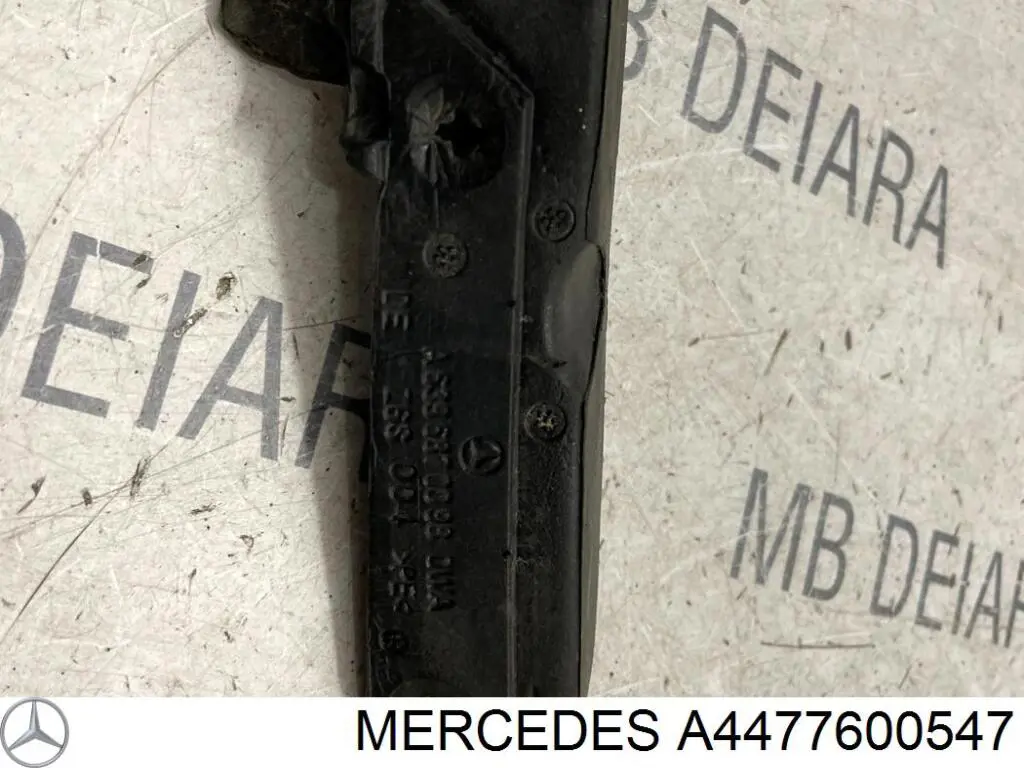 Rodillo central derecho de puerta corrediza Mercedes A4477600547 precio, desde 40,40 EUR