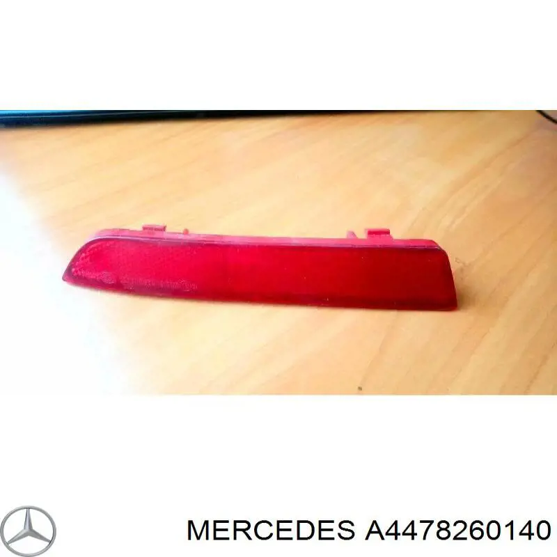 A4478260140 Mercedes reflector, parachoques trasero, derecho