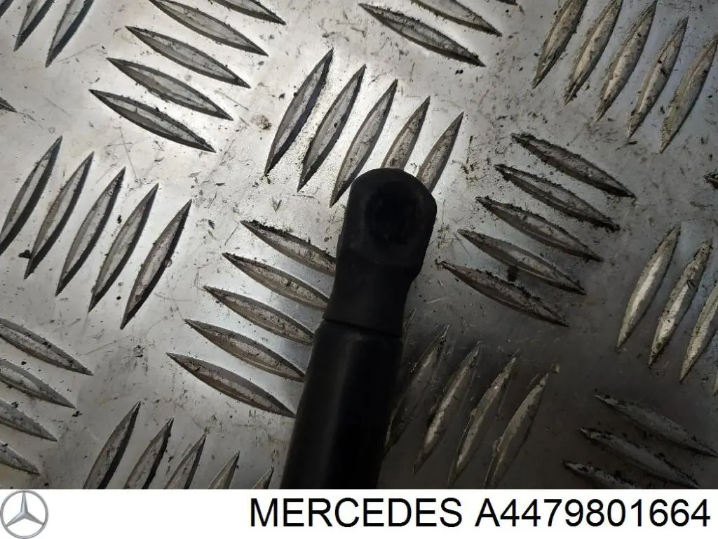 Amortiguador de capó A4479801664 Mercedes