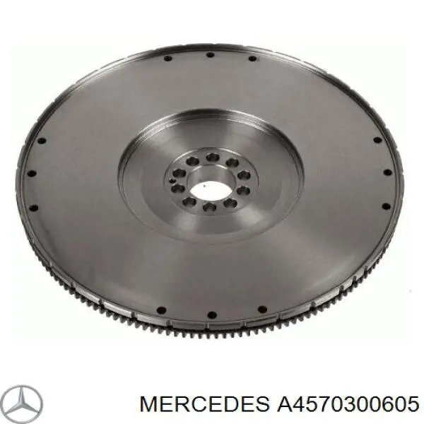 A457030060580 Mercedes volante de motor