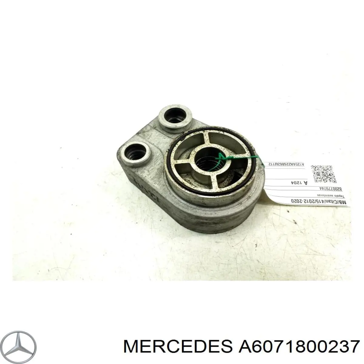 Comprar A6071800237 Mercedes Radiador de aceite debajo del filtro