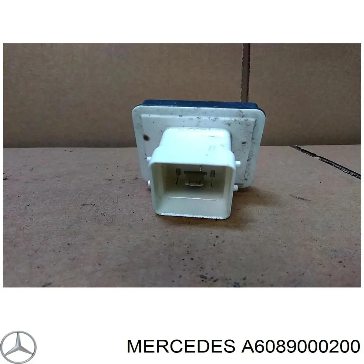 Relé de precalentamiento Renault Clio V