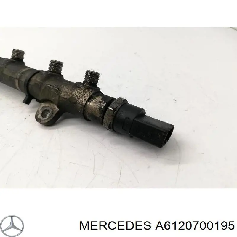 A6120700195 Mercedes Rampa de combustible